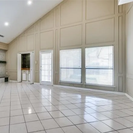 Image 4 - 2596 West Northgate Drive, Irving, TX 75062, USA - House for rent
