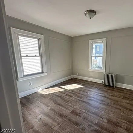 Image 2 - 100-102 Grand Ave Unit 1L, Newark, New Jersey, 07106 - Apartment for rent