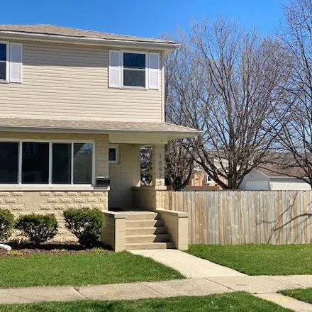 Buy this 4 bed house on 10523 South Sawyer Avenue in Chicago, IL 60655