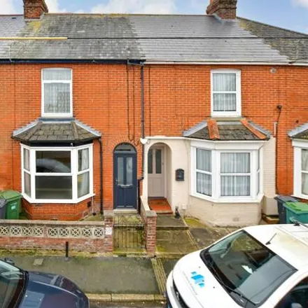 Buy this 3 bed townhouse on 92 Albany Road in Newport, PO30 5JE