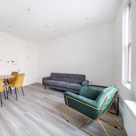 Rent this 2 bed apartment on 153 Broadhurst Gardens in London, NW6 3BQ