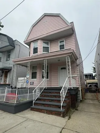 Rent this studio house on 347 Woodlawn Ave Unit 2 in Jersey City, New Jersey