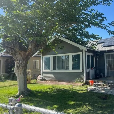 Buy this 4 bed house on 2790 Lake Street in Kern County, CA 93306