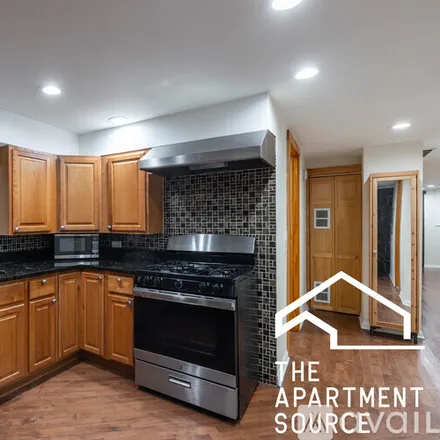 Rent this 2 bed apartment on 2118 W Belmont Ave