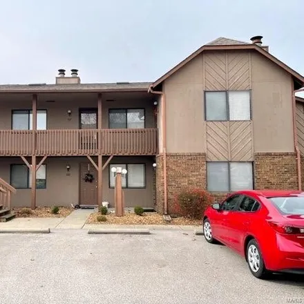 Rent this 2 bed condo on 87 Peachtree Lane in Fairview Heights, IL 62208