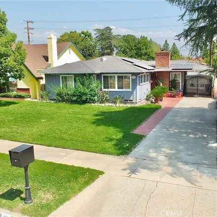 Buy this 3 bed house on 3129 North Arrowhead Avenue in Arrowhead, San Bernardino