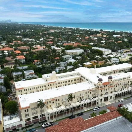 Rent this 1 bed condo on Publix in Sunrise Avenue, Palm Beach