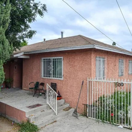 Buy this 6 bed house on 1503 E 109th St in Los Angeles, California