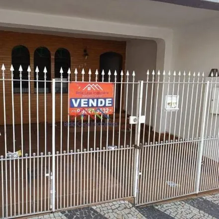 Buy this 3 bed house on Rua Coronel João Leme in Centro, Bragança Paulista - SP