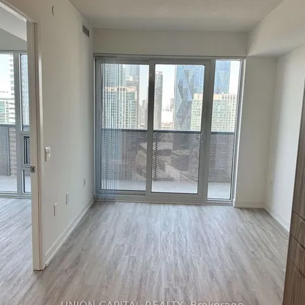 Image 5 - 15 Cooper Street, Old Toronto, ON M5E 1Z2, Canada - Apartment for rent