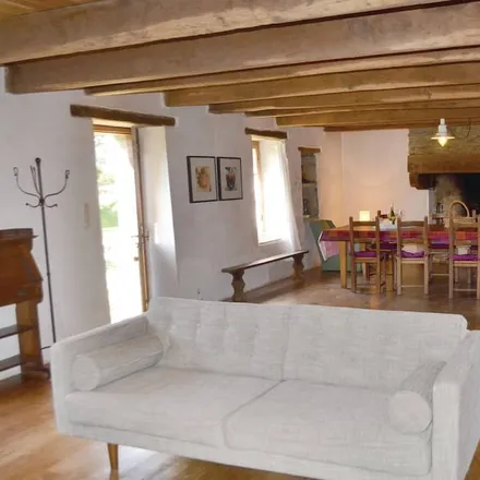 Rent this 3 bed house on 29350 Moëlan-sur-Mer