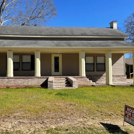 Buy this 3 bed house on 226 Spring Street in Taylorsville, Smith County