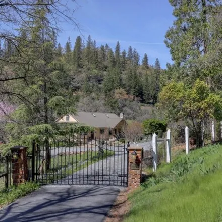 Buy this 3 bed house on 18397 Applegate Road in Applegate, Placer County