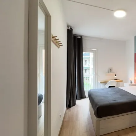 Rent this 5 bed room on Carrer del Mas Casanovas in 41, 08025 Barcelona