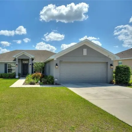 Buy this 3 bed house on Twin Lake View Road in Winter Haven, FL 33881