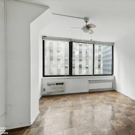 Image 3 - unnamed road, New York, NY, USA - Condo for rent