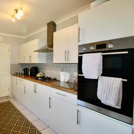 Buy this 3 bed townhouse on Chapel in Chapel Street, Peterborough