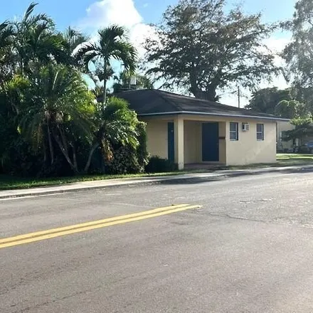 Image 1 - 114 West Main Street, Pahokee, Palm Beach County, FL 33476, USA - House for sale