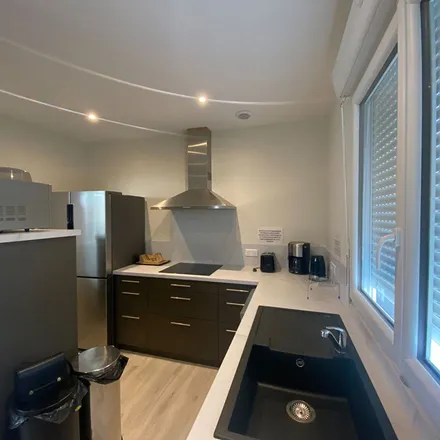 Rent this 6 bed apartment on Avancée de la Porte Saint-Louis in 29200 Brest, France