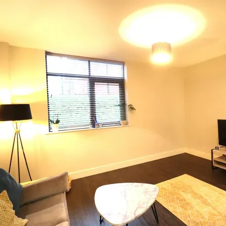 Image 3 - Park House, Cote Lane, Farsley, LS28 5EZ, United Kingdom - Apartment for rent