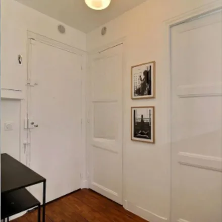 Image 2 - 13 Rue Choron, 75009 Paris, France - Apartment for rent