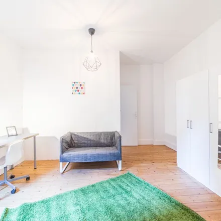 Rent this 1 bed apartment on 49 Allée de la Robertsau in 67000 Strasbourg, France