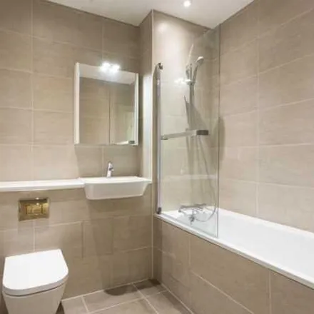 Image 7 - Manor Road, London, W13 0LF, United Kingdom - Apartment for rent