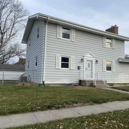 Buy this 4 bed house on 1223 40th Avenue in Columbus, NE 68601