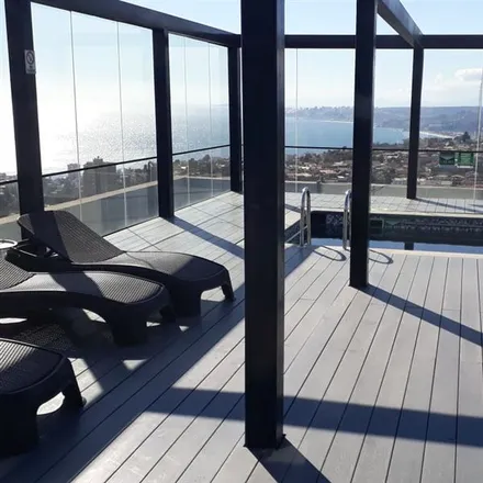 Rent this 2 bed apartment on Mirador Placeres in Solingen, 258 0727 Valparaíso