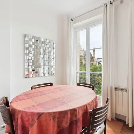 Image 4 - 2 Rue Brisemiche, 75004 Paris, France - Apartment for rent