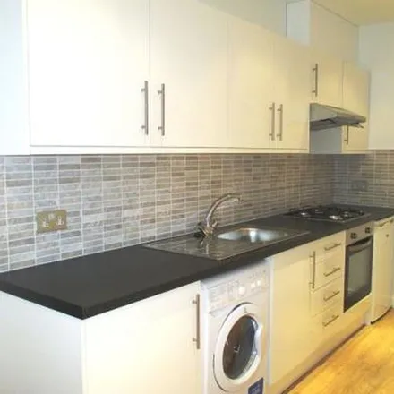Image 7 - Mill Lane, London, NW6 1NS, United Kingdom - Apartment for rent