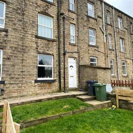 Rent this 1 bed room on Linthwaite in Manchester Road / opposite Yew Tree Lane, Manchester Road