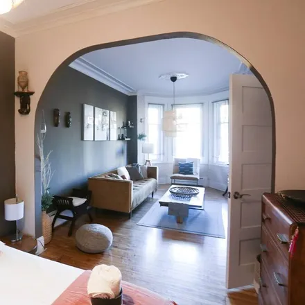 Rent this 3 bed apartment on Vieux-Rosemont in Montreal, QC H1Y 2S7