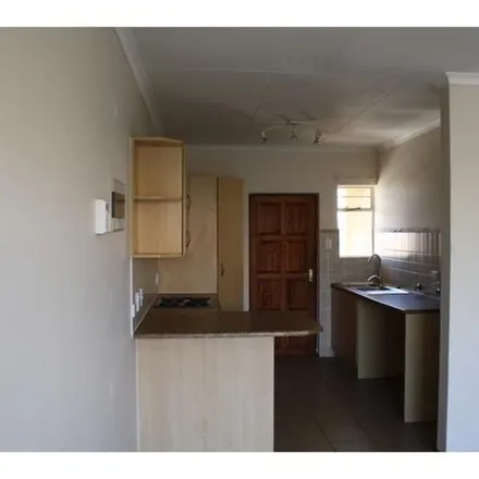 Image 6 - Aquarius Avenue, Reyno Ridge, eMalahleni, 1035, South Africa - Apartment for rent