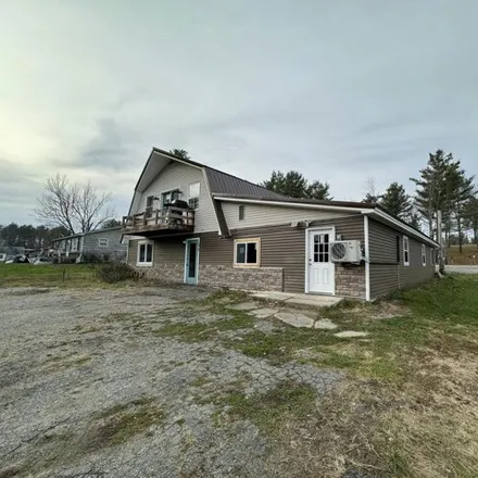 Buy this 3 bed house on 745 Mohawk Road in Lincoln, ME 04457
