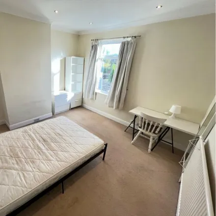 Rent this 1 bed room on Roseacre in Thistleberry Avenue, Newcastle-under-Lyme