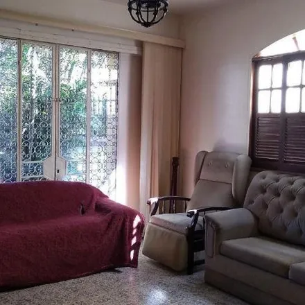 Buy this 5 bed house on Rua Doutor Alberto Vieira Lima in Bairu, Juiz de Fora - MG