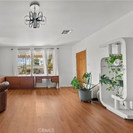 Image 7 - 1482 Portia Street, Los Angeles, CA 90026, USA - House for sale