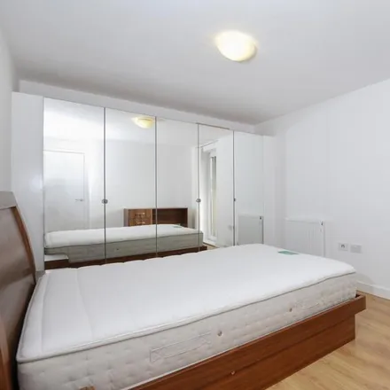 Image 5 - Meadow Road, London, SW19 2ND, United Kingdom - Apartment for rent