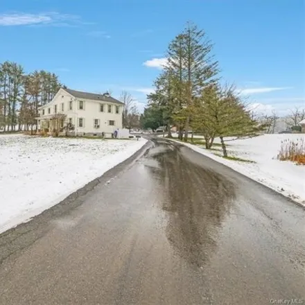 Image 3 - 318 Old Stage Rd, Saugerties, New York, 12477 - House for sale