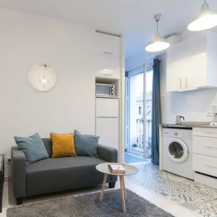 Rent this 3 bed apartment on Piñol in Carrer d'Andrea Dòria, 08001 Barcelona