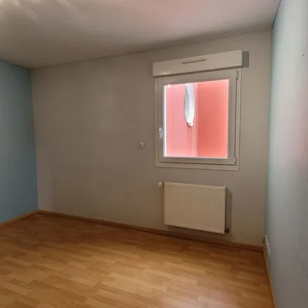 Rent this 3 bed apartment on Voie Verte Longwy - Saulnes in 54440 Herserange, France
