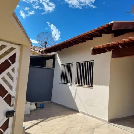 Buy this 2 bed house on Avenida Geni Araújo Cunha in Beira Rio, Paulínia - SP