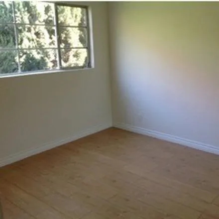 Image 4 - 658 Huntley Drive, West Hollywood, CA 90069, USA - Condo for rent