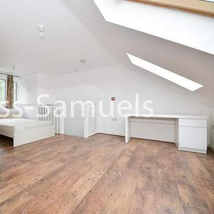 Image 1 - 7 Ambassador Square, Millwall, London, E14 9UX, United Kingdom - Townhouse for rent