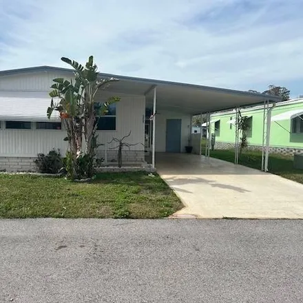 Buy this studio apartment on 5973 Eastlake Drive in New Port Richey, FL 34653