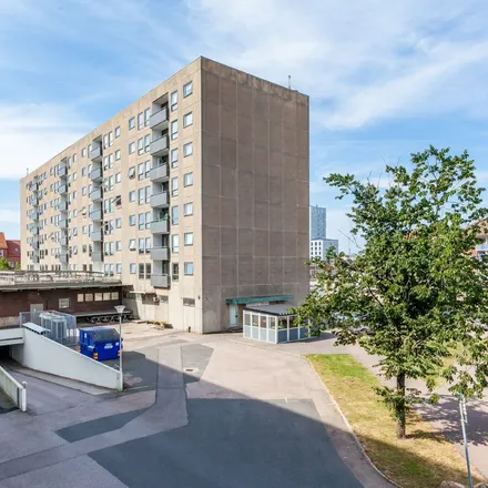 Rent this 2 bed apartment on Willys Halmstad Öster in Föreningsgatan, 302 69 Halmstad