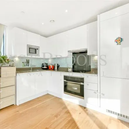 Rent this 1 bed room on Thomas Frye Court in 30 High Street, London