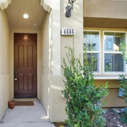 Image 3 - 4548 Huntington Lane, Robertsville, San Jose, CA 95136, USA - House for rent