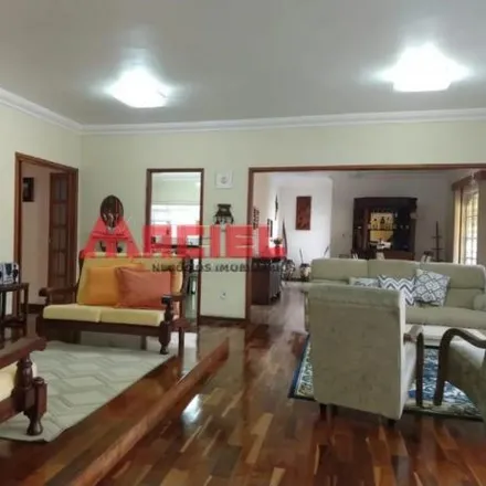 Buy this 3 bed house on Rua Espinosa in Quinta das Flores, São José dos Campos - SP